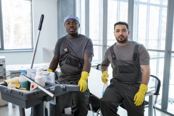 How to Build a Career in Cleaning and Maintenance